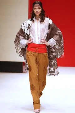 Look 64
